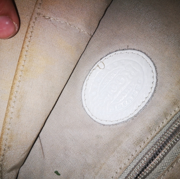 Vintage Roots leather crossbody bag - Picture 8 of 14